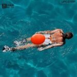 عوامة سباحة