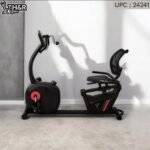 \الجهاز هو دراجة ثابتة بمسند ظهر (Recumbent Bike).